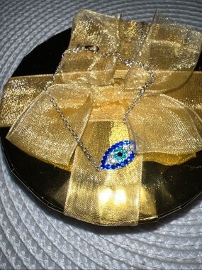 Blue Crystal Evil Eye Pendant bracelet - Unbranded